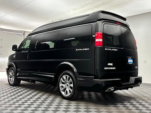Used 2025 GMC Savana 2500 w/ Driver Convenience Package image 14