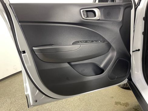 New 2026 Hyundai Venue SEL image 19