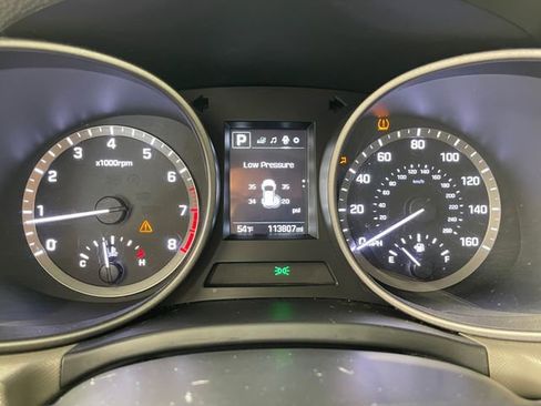 Used 2017 Hyundai Santa Fe Sport AWD/4WD image 5