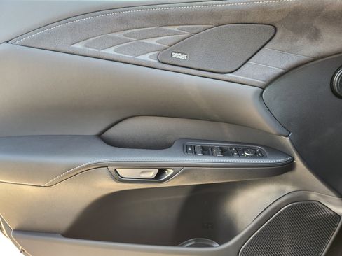 New 2026 Lexus RX 450h AWD image 17