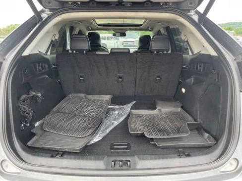 Used 2024 Ford Edge Titanium AWD/4WD image 27