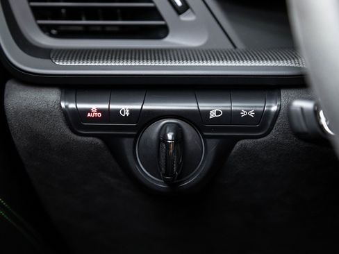 Certified 2024 Porsche 911 Carrera GTS image 17