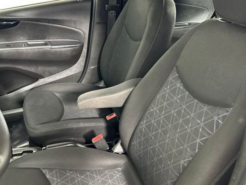 Used 2020 Chevrolet Spark LT image 12