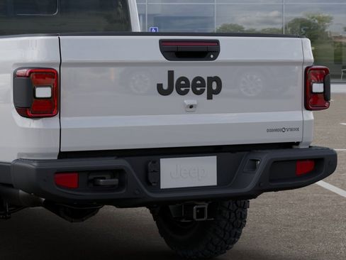 New 2025 Jeep Gladiator Sport image 13