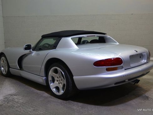 Used 1999 Dodge Viper RT/10 image 3