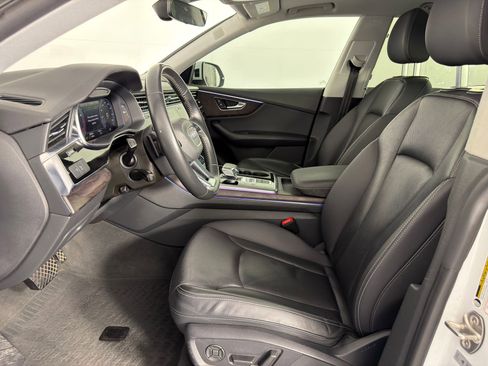 Used 2020 Audi Q8 Premium Plus w/ Premium Plus Package image 5