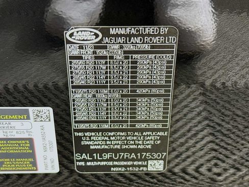 Used 2024 Land Rover Range Rover Sport Dynamic SE AWD/4WD image 32