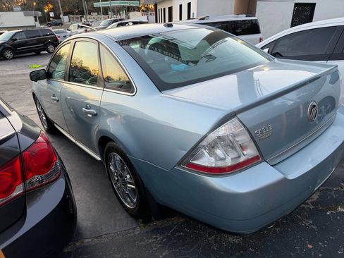 Used 2009 Mercury Sable Premier FWD image 3
