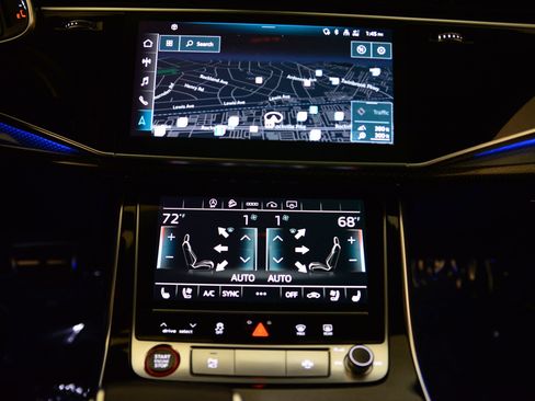 Used 2023 Audi SQ8 Premium Plus w/ SQ8 Luxury Package image 32