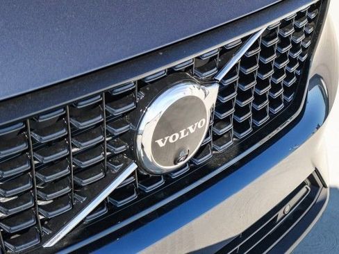 New 2026 Volvo XC40 B5 Ultra w/ Climate Package image 11