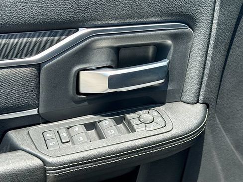 New 2026 RAM 2500 Big Horn AWD/4WD image 13