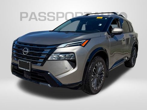 Used 2026 Nissan Rogue Platinum w/ Platinum Premium Package image 1