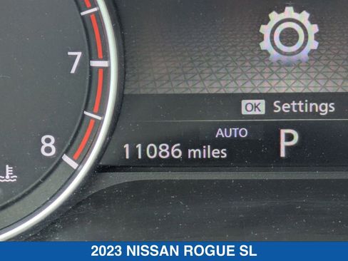 Used 2023 Nissan Rogue SL AWD/4WD image 20