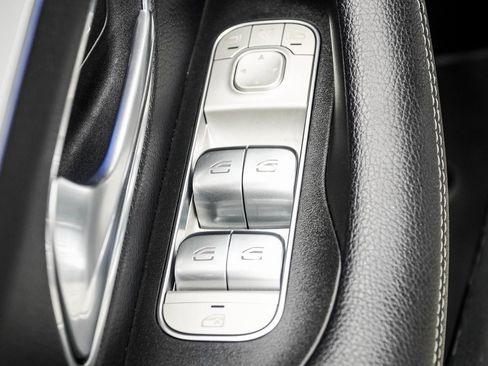 Used 2024 Mercedes-Benz GLE 450e GLE 450e image 35