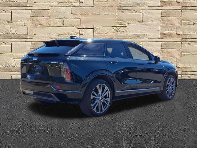 Certified 2025 Cadillac Optiq Sport 2 AWD/4WD image 4