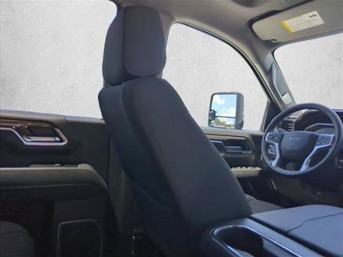 Used 2026 Chevrolet Silverado 2500 LT w/ Trail Boss Package AWD/4WD image 19