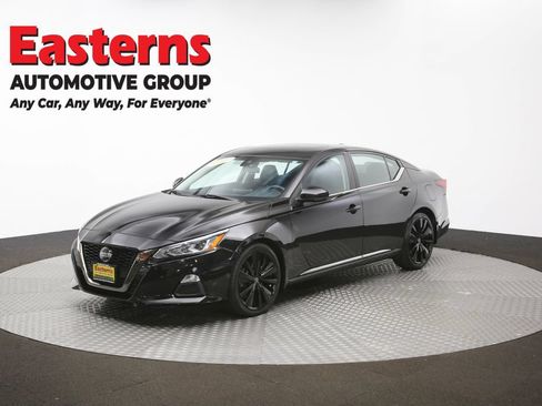Used 2022 Nissan Altima 2.0 SR FWD image 56
