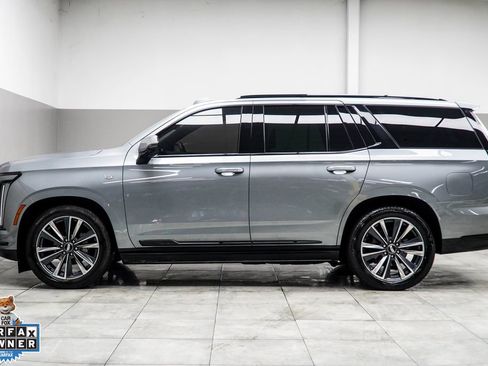 Used 2025 Cadillac Escalade Sport w/ Touring Package AWD/4WD image 9