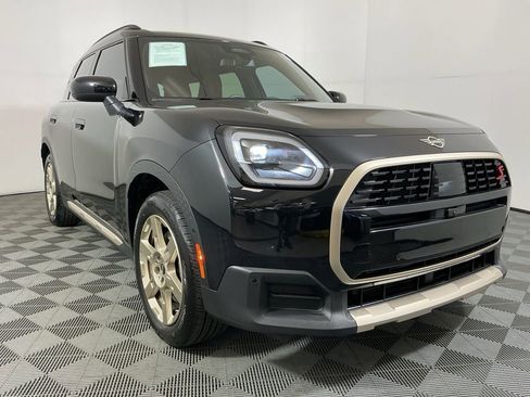 Certified 2025 MINI Cooper Countryman S image 3