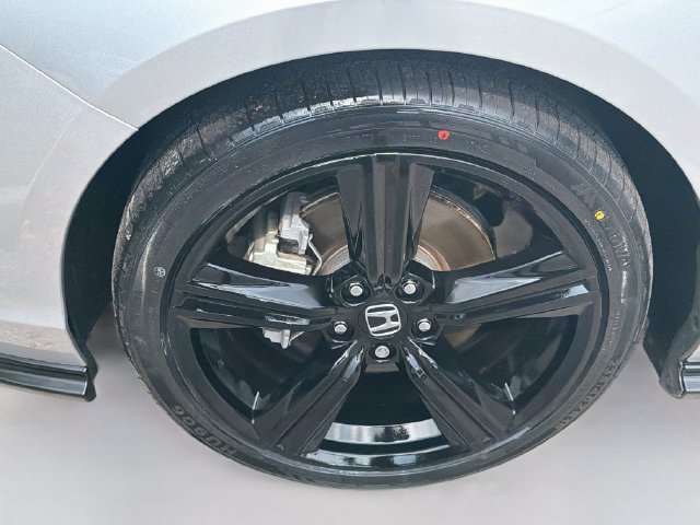 Used 2024 Honda Accord Sport image 31