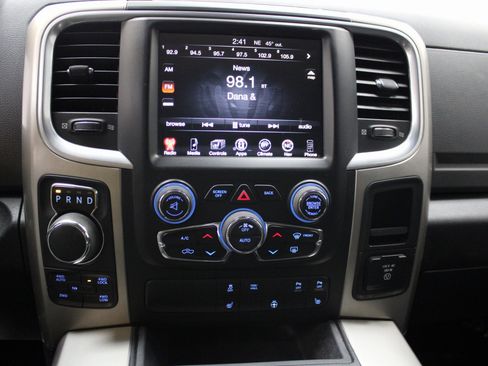 Used 2017 RAM 1500 Big Horn image 39