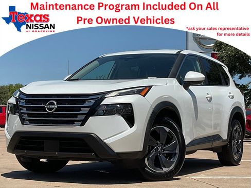 Used 2025 Nissan Rogue SV FWD image 1