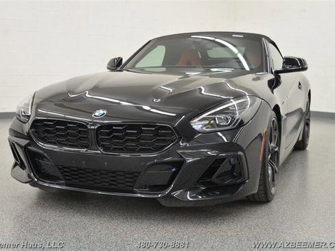 Used 2023 BMW Z4 M40i w/ Premium Package image 1
