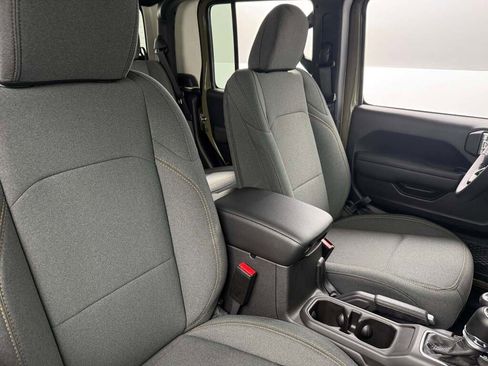 New 2026 Jeep Gladiator Sport image 18