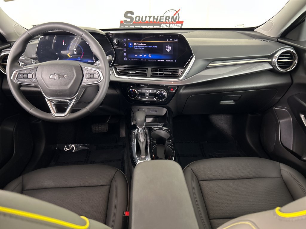 Used 2025 Chevrolet Trax ACTIV w/ Driver Confidence Package FWD image 18