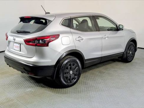 Used 2020 Nissan Rogue Sport S FWD image 7