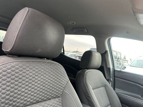 Used 2018 GMC Acadia SLE FWD image 19