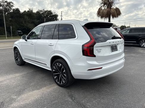 New 2026 Volvo XC90 B5 Plus w/ Protection Package image 3