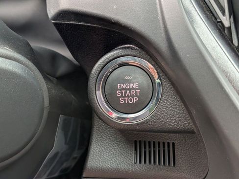 Used 2026 Subaru Forester Premium AWD/4WD image 7