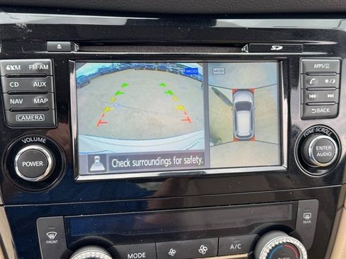 Used 2017 Nissan Rogue SL w/ SL Premium Package image 26