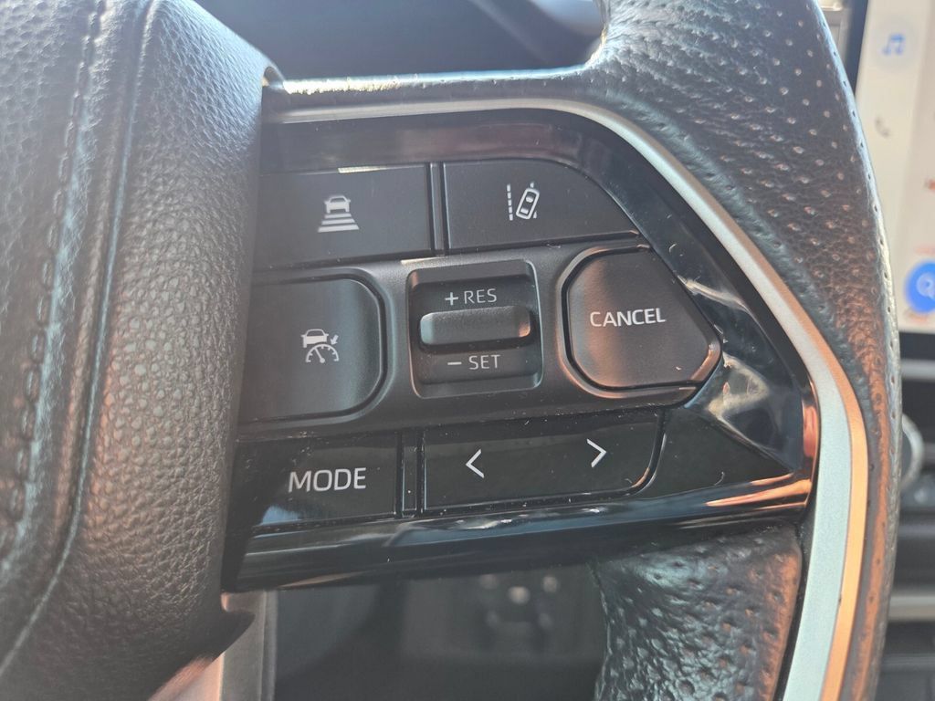 Used 2022 Toyota Tundra SR5 w/ SR5 Premium Package RWD image 14