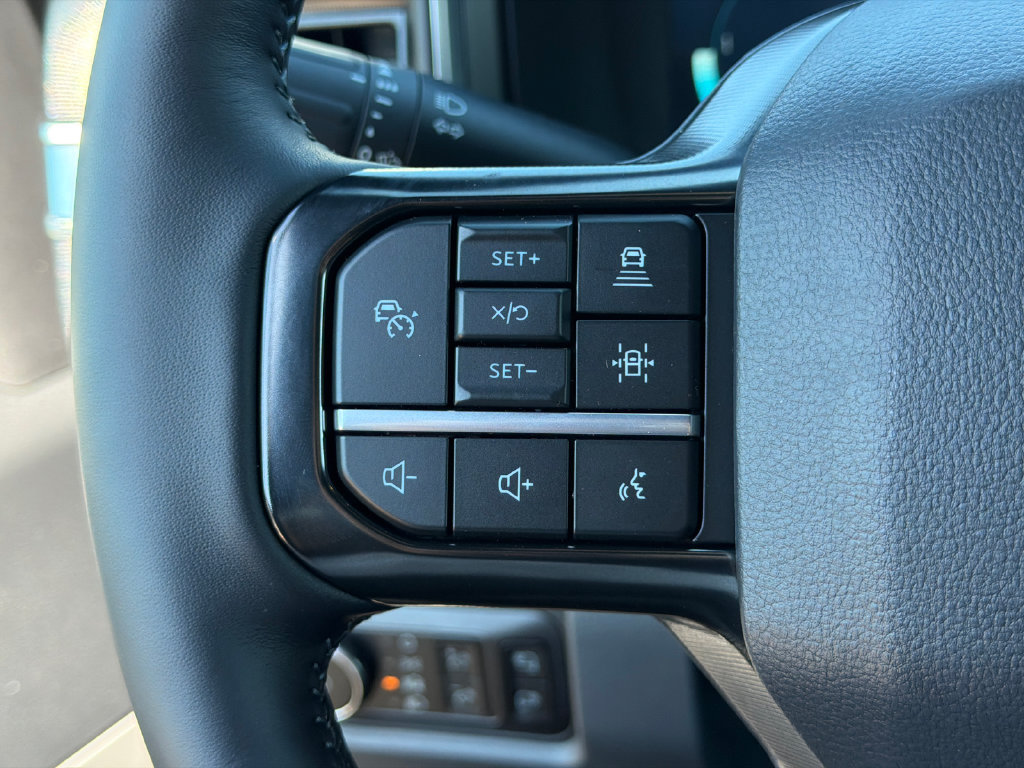 New 2027 Ford F250 Platinum w/ Tremor Off-Road Package AWD/4WD image 25