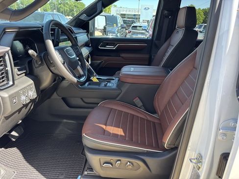 New 2026 GMC Sierra 2500 Denali Ultimate w/ LPO, Black Badging Package AWD/4WD image 17