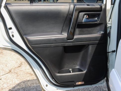 Used 2021 Toyota 4Runner TRD Off-Road Premium AWD/4WD image 6