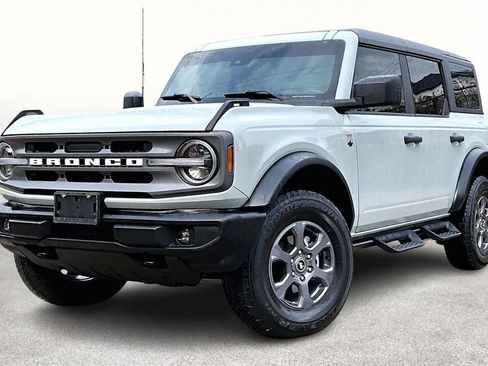 Used 2024 Ford Bronco Big Bend image 15