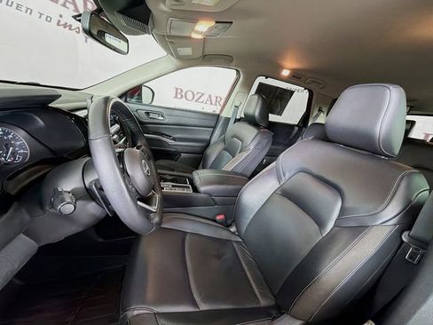 Used 2022 Nissan Pathfinder SL FWD image 25