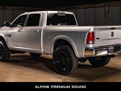 Used 2017 RAM 3500 Laramie w/ Cold Weather Group AWD/4WD image 7