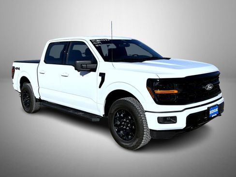 Used 2024 Ford F150 XLT w/ XLT Black Appearance Package image 3