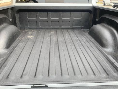 Used 2015 RAM 1500 Lone Star AWD/4WD image 17