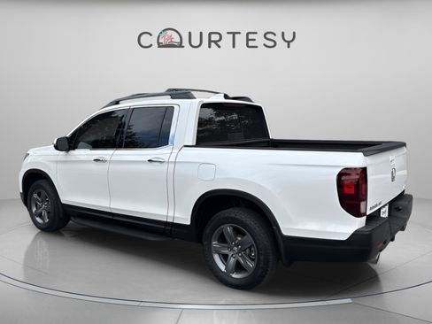 Used 2023 Honda Ridgeline RTL-E image 5