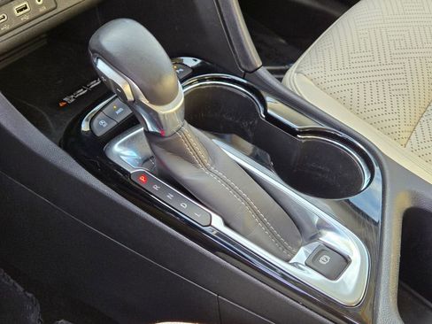 Used 2020 Buick Encore GX Essence w/ Advanced Technology Package image 22