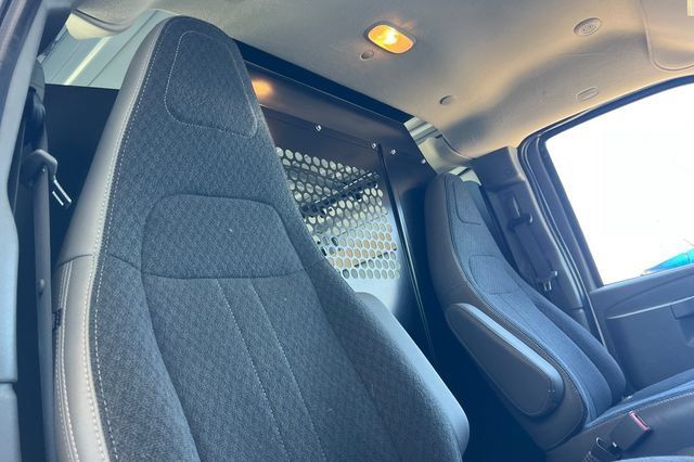 Used 2025 Chevrolet Express 2500 w/ Driver Convenience Package RWD image 18