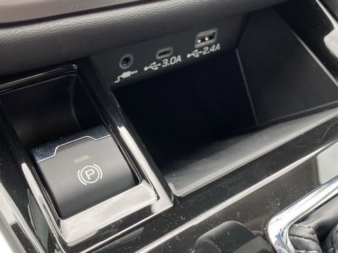 New 2025 Subaru Outback Premium image 16