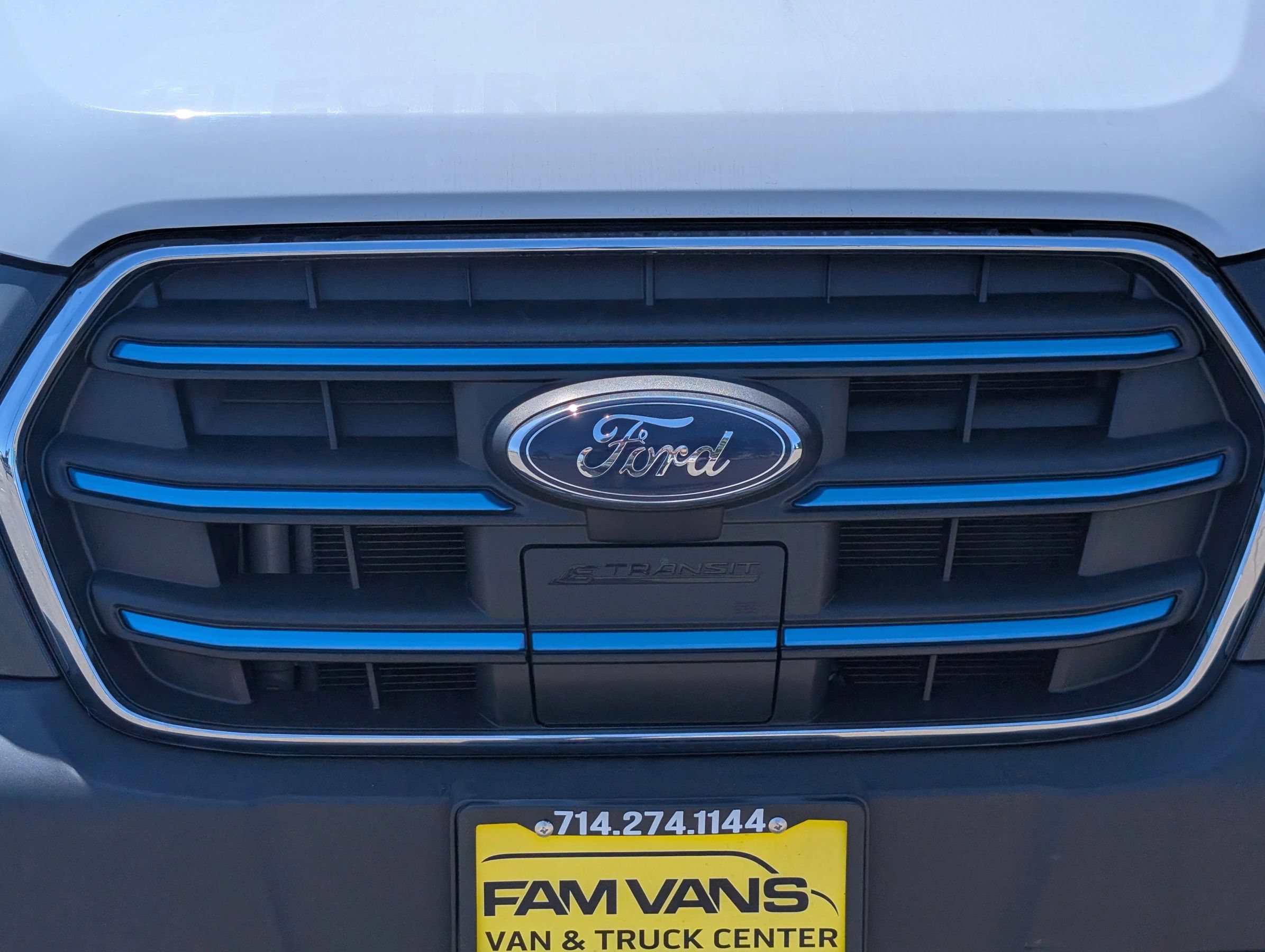Used 2022 Ford E-Transit 148 High Roof w/ Load Area Protection Package RWD image 4