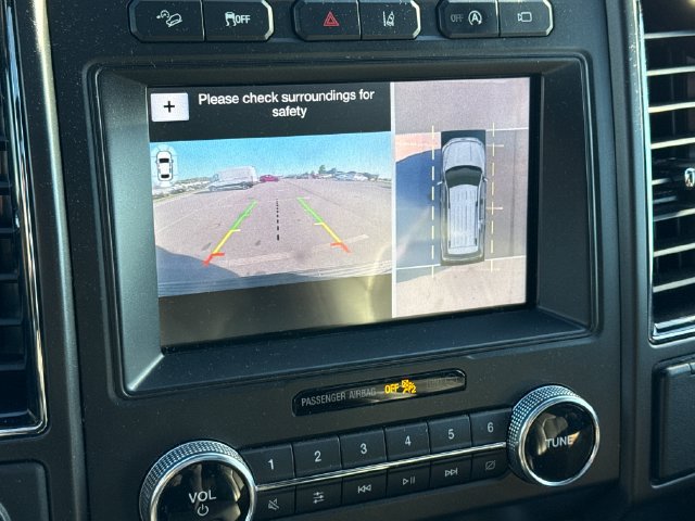 Used 2019 Ford Expedition Limited w/ Equipment Group 302A AWD/4WD image 31