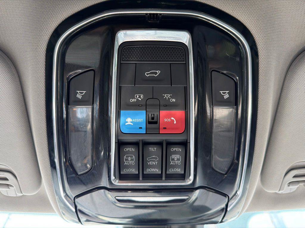 Used 2022 Jeep Grand Wagoneer Series I AWD/4WD image 54